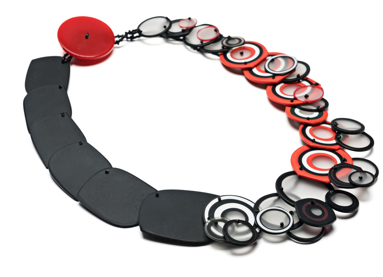 multiple-circle-necklace-vetri